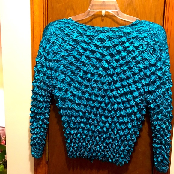 EUC 🌸Puckered Top🌸 - Picture 6 of 6